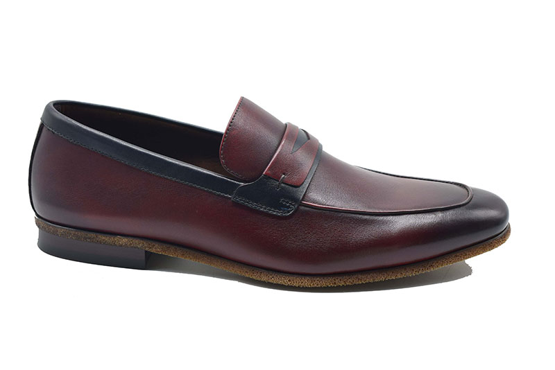 Leather slip on casual men shoes